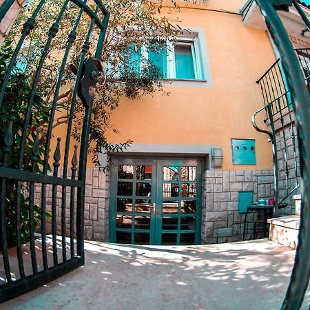 Polias Apartment Pula Exterior foto